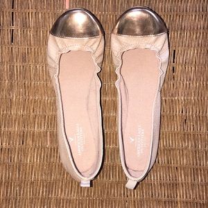 American Eagle flats